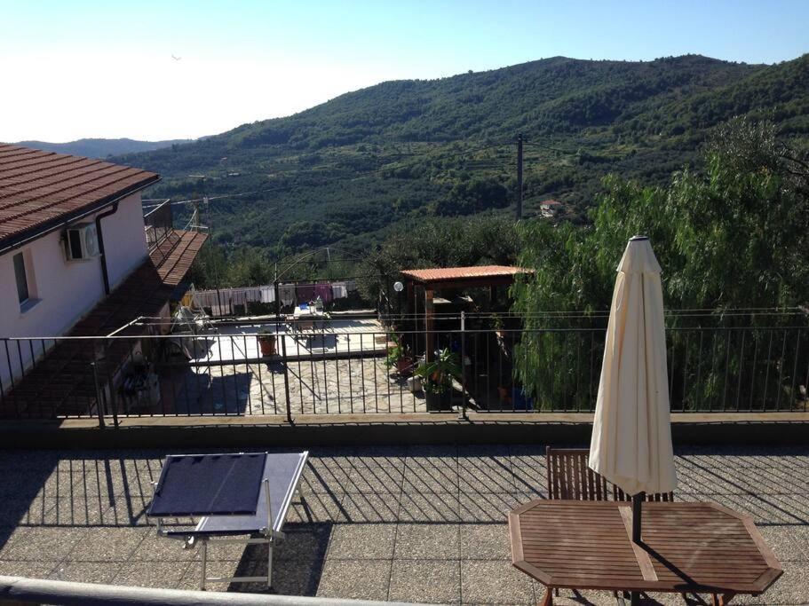 Villa Berio Due - Tuija Villa Viani Bagian luar foto