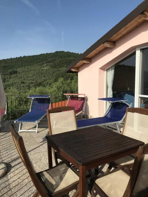 Villa Berio Due - Tuija Villa Viani Bagian luar foto