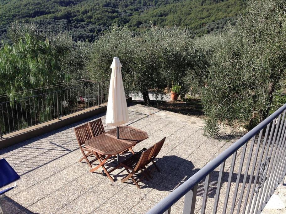Villa Berio Due - Tuija Villa Viani Bagian luar foto