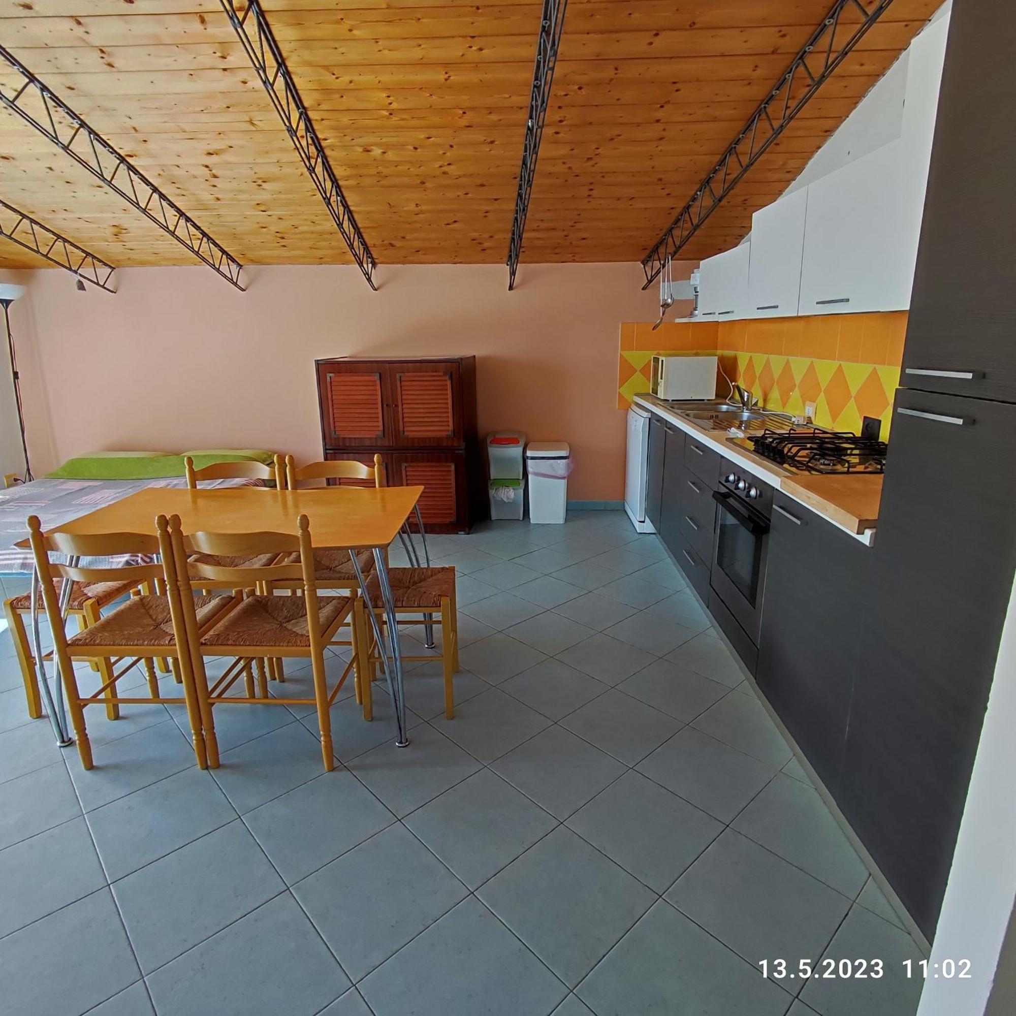 Villa Berio Due - Tuija Villa Viani Bagian luar foto